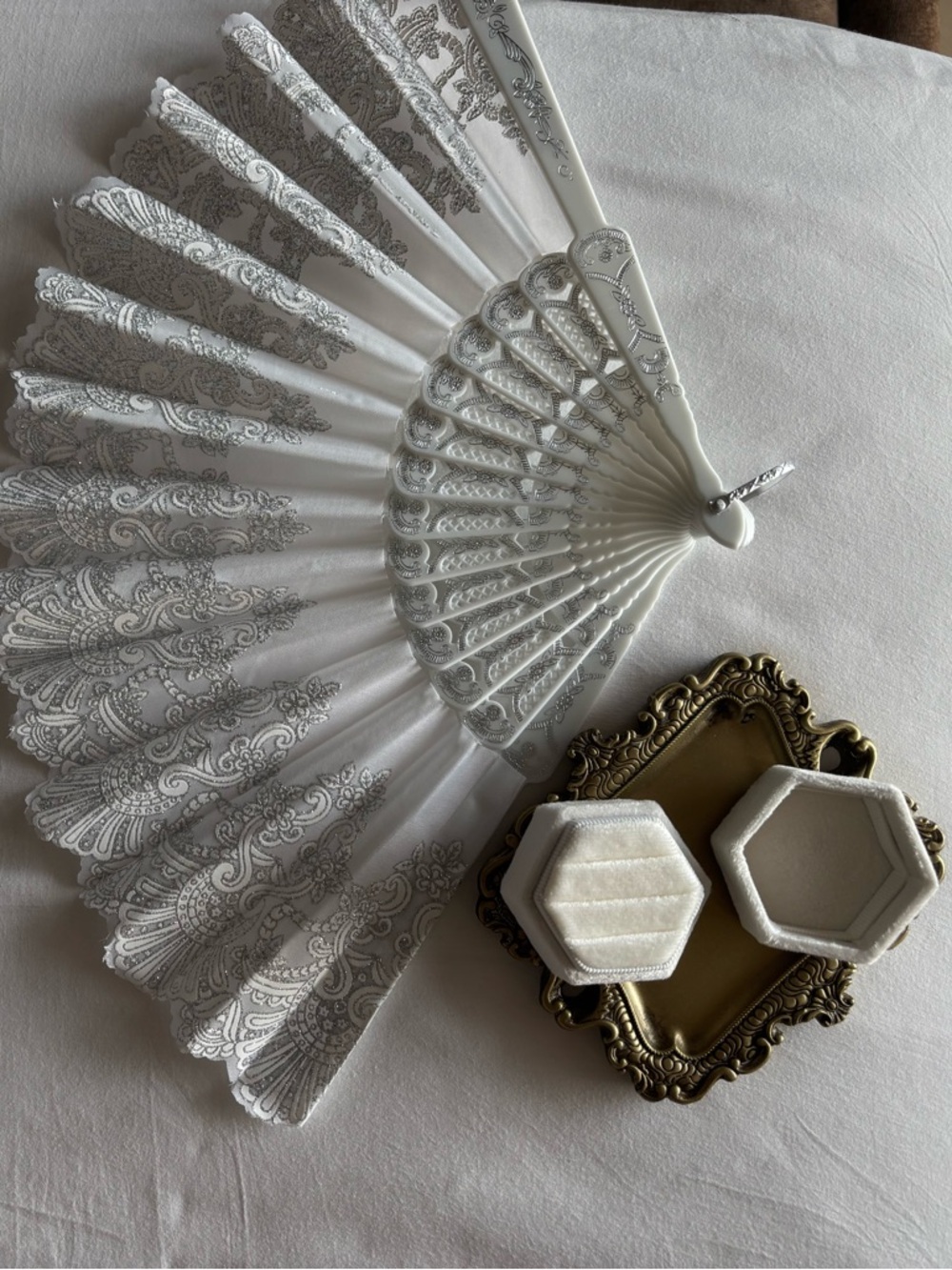 Bridal accessories for flat lay